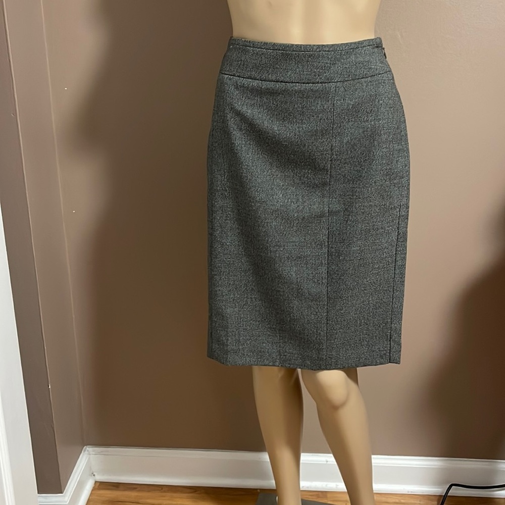 Apt.9 Heather Gray Business Casual Pencil Skirt Slit Middle Back Hem Zip side 6